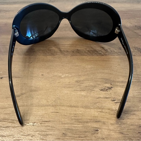 Authentic Vintage Salvatore Ferragamo Black Oversized Oval Sunglasses - Picture 9 of 13